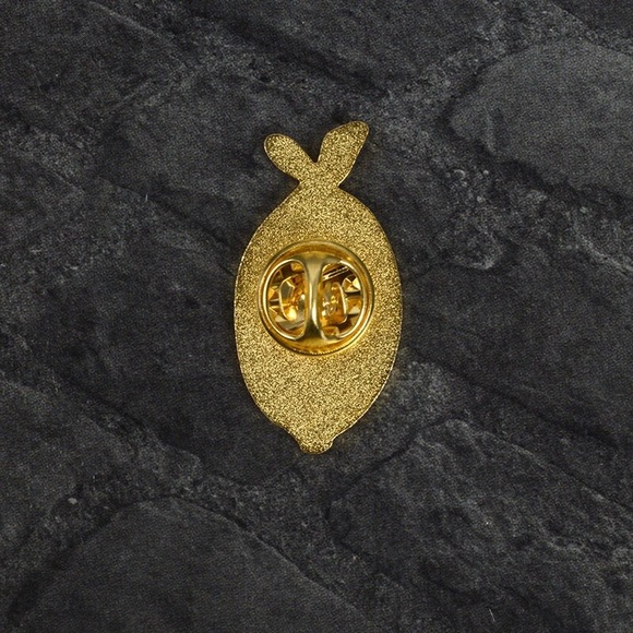 ‼️Bundled Only‼️Easy Peasy Lemon Squeezy Pin - Picture 3 of 7